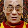 Il Dalai Lama compie 90 anni, ma nel futuro c’è uno scisma