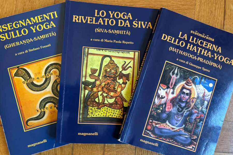 Con Pradipika, Gheranda, Shiva Samhita nasce Yoga moderno