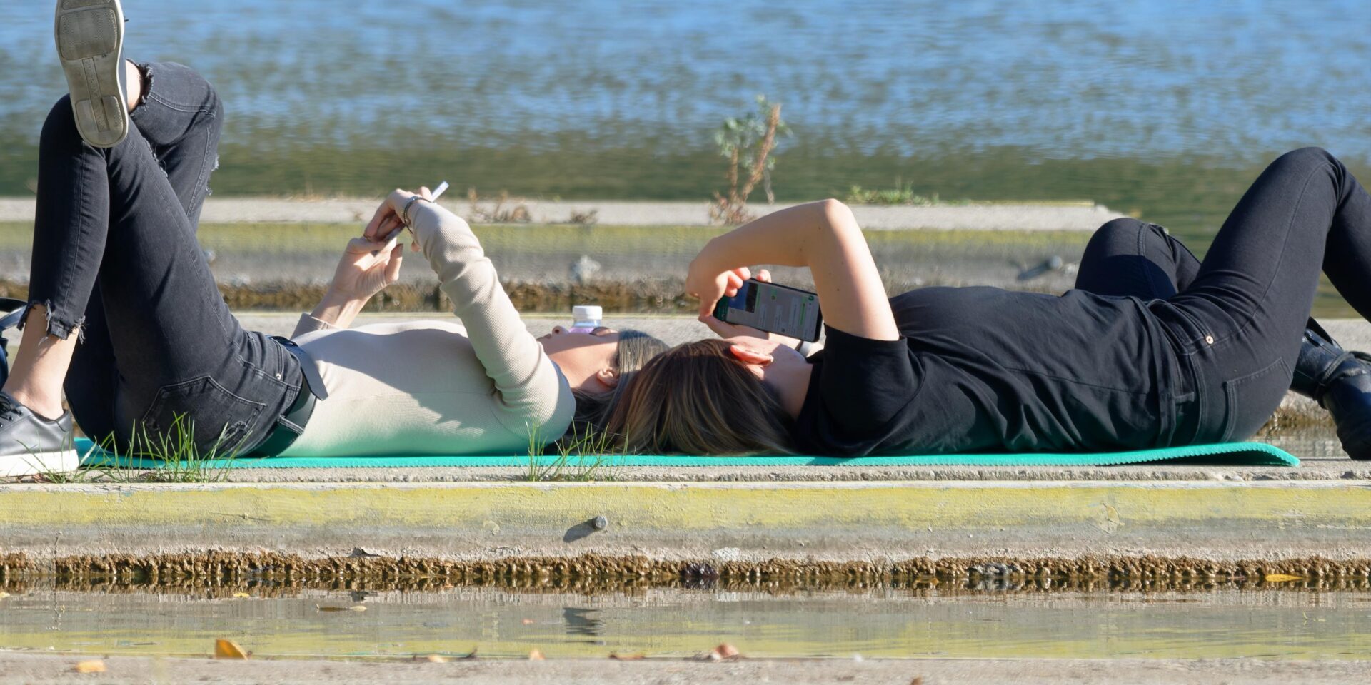 Liberiamoci dalla schiavitù del cellulare, riscopriamo i tempi morti